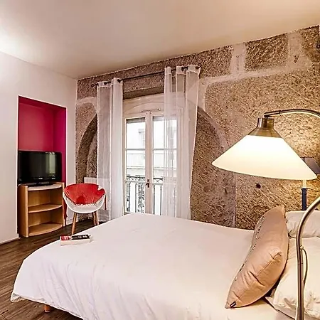 Apart Otel Avy Baudelaire - Bellecour 3*