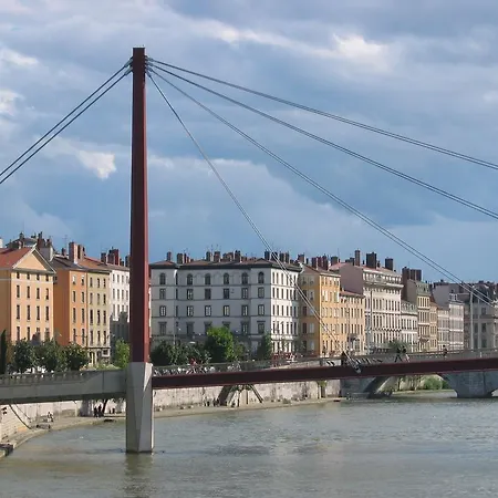 Avy Baudelaire - Bellecour Lägenhetshotell Lyon