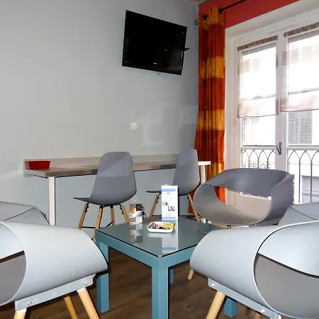 Avy Baudelaire - Bellecour Apartmanhotel